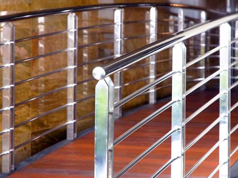 Paslanmaz Korkuluk Nedir ? 